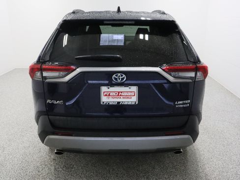 Used 2022 Toyota RAV4 Limited AWD/4WD image 8