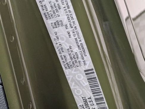 Used 2021 Jeep Gladiator Mojave image 35