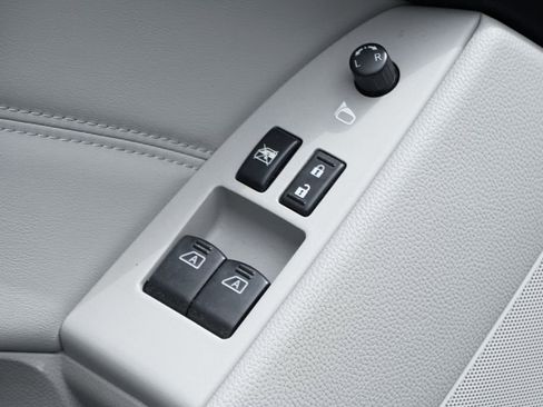 Used 2008 INFINITI G37 Journey w/ Premium Pkg RWD image 16