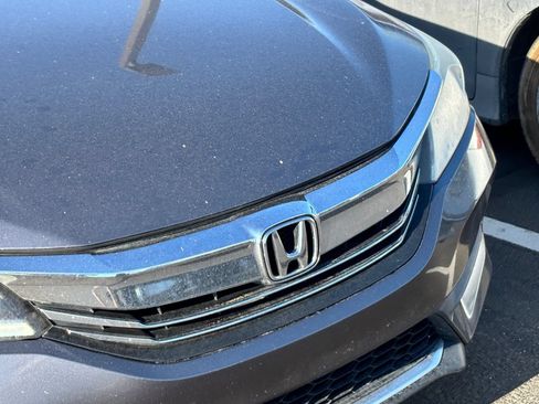 Used 2016 Honda Accord LX image 7