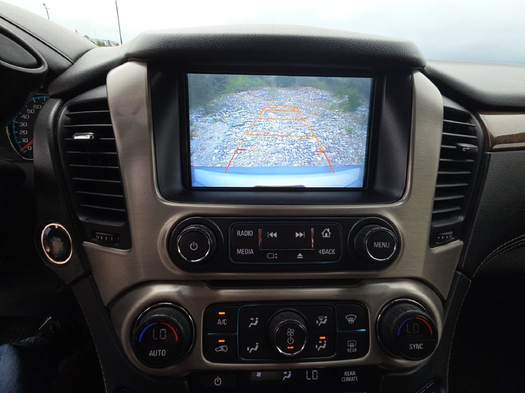 Used 2017 GMC Yukon Denali AWD/4WD image 11