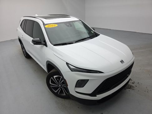 Certified 2025 Buick Enclave Sport Touring w/ Power Package image 2