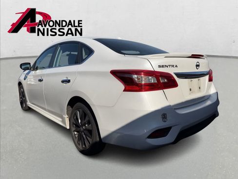 Used 2017 Nissan Sentra SR image 3