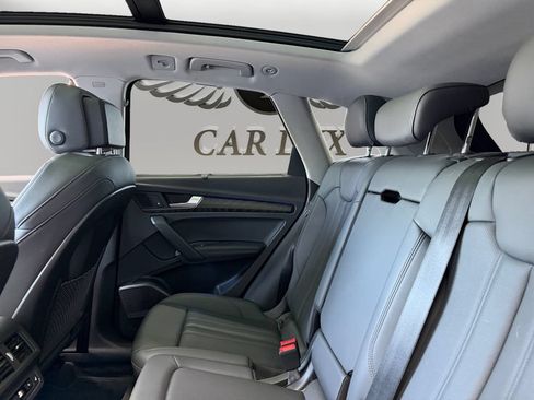 Used 2020 Audi Q5 e Prestige w/ Prestige Package AWD/4WD image 13