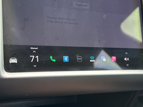 Used 2018 Tesla Model S 75D image 22