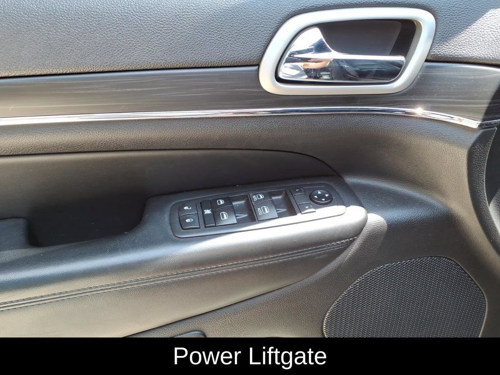 Used 2020 Jeep Grand Cherokee Limited w/ Luxury Group II AWD/4WD image 11