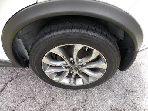 Used 2012 Nissan Juke SL w/ Sport Pkg image 24