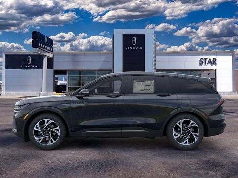 New 2026 Lincoln Nautilus Premier w/ Equipment Group 102A AWD/4WD image 3