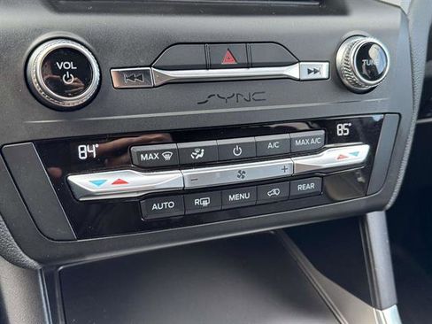 Used 2020 Ford Explorer XLT w/ Equipment Group 202A image 38