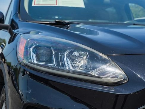 Used 2020 Ford Escape SE FWD image 29