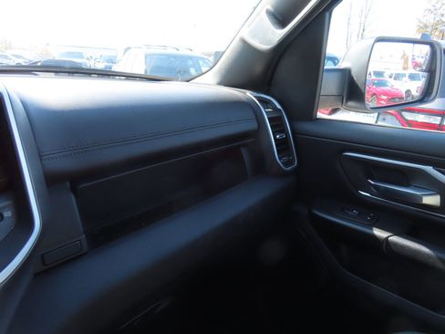Used 2021 RAM 1500 Big Horn image 20