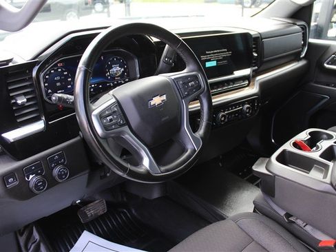 Used 2024 Chevrolet Silverado 2500 LT w/ Convenience Package AWD/4WD image 15