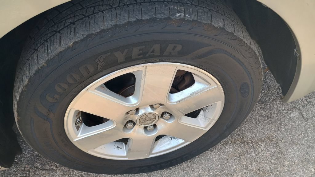 Used 2009 Toyota Sienna CE FWD image 30