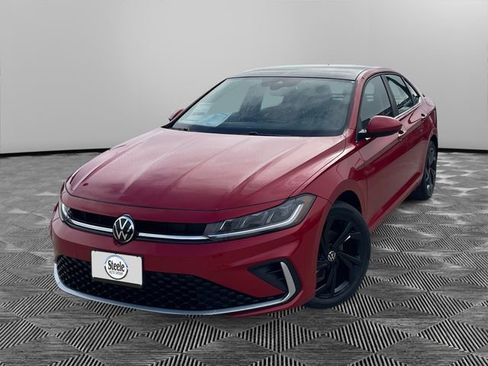 New 2026 Volkswagen Jetta SE image 1