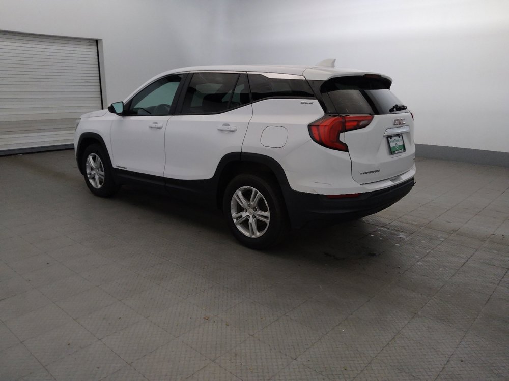 Used 2021 GMC Terrain SLE w/ LPO, Floor Liner Package AWD/4WD image 3