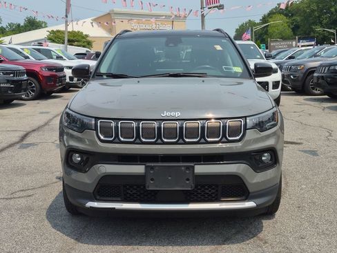 Used 2022 Jeep Compass Limited AWD/4WD image 3
