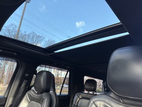 Used 2021 Lincoln Navigator L Reserve image 13