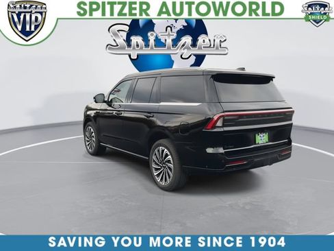 Used 2025 Lincoln Navigator Black Label AWD/4WD image 7