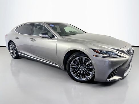 Used 2020 Lexus LS 500 w/ Interior Upgrade Package RWD image 3