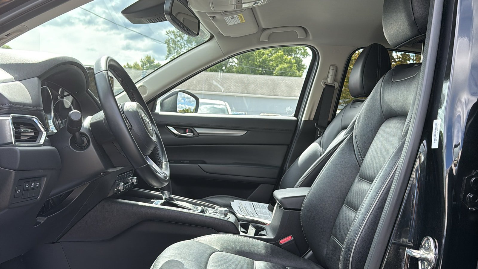 Certified 2025 MAZDA CX-5 AWD 2.5 S w/ Preferred Package image 10