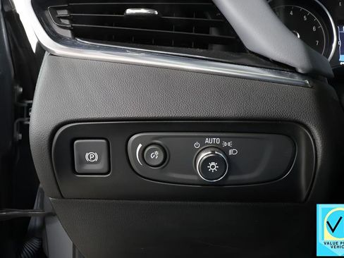 Used 2018 Buick Enclave Premium w/ Experience Buick Package image 18