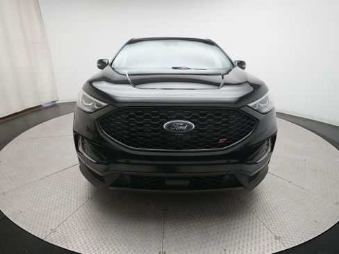 Used 2020 Ford Edge ST w/ Equipment Group 401A AWD/4WD image 11