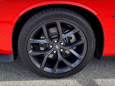 Used 2022 Dodge Challenger R/T w/ Blacktop Package RWD image 28