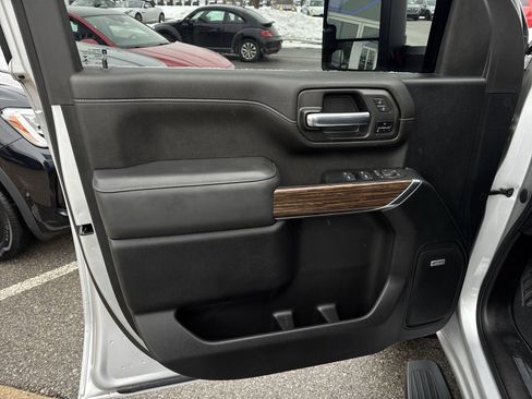 Certified 2022 Chevrolet Silverado 2500 High Country w/ Z71 Off-Road Package image 22