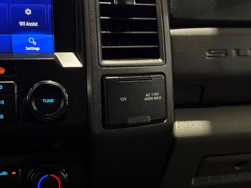 Used 2021 Ford F250 XL w/ STX Appearance Package AWD/4WD image 27
