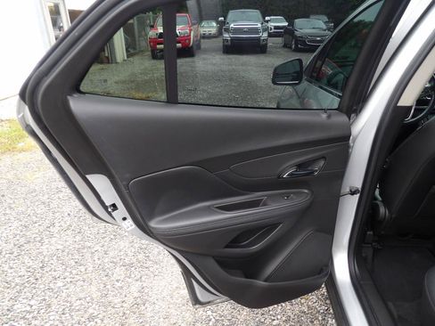 Used 2019 Buick Encore Sport Touring AWD/4WD image 8