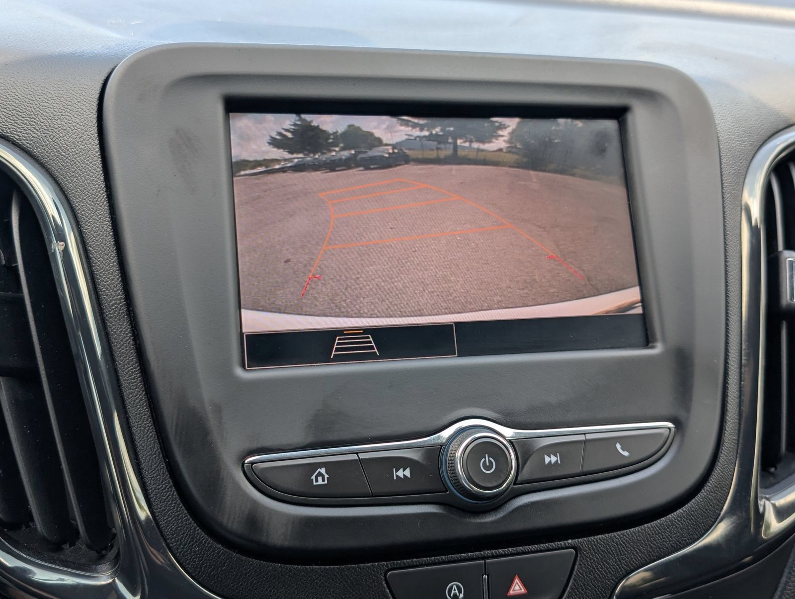 Used 2023 Chevrolet Equinox RS w/ LPO, Floor Liner Package AWD/4WD image 19