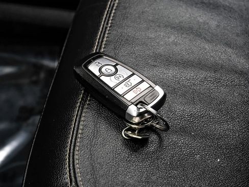 Used 2020 Ford Explorer Limited image 55