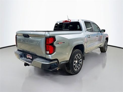 New 2024 Chevrolet Colorado LT w/ LT Convenience Package III image 7