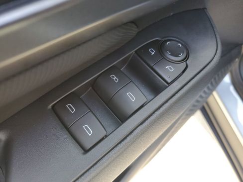 New 2026 Chevrolet Equinox EV RS image 21