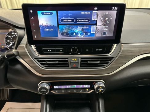 New 2025 Nissan Altima 2.5 SV image 6