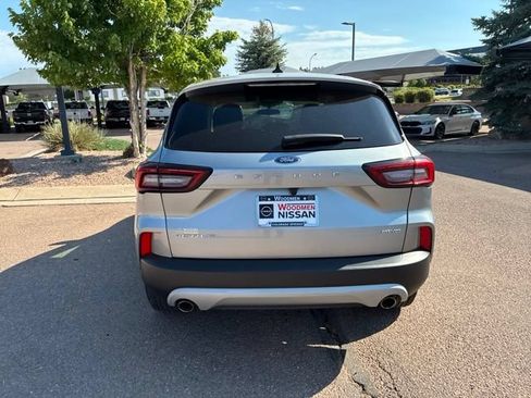 Used 2024 Ford Escape Active AWD/4WD image 8