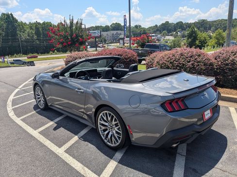 Used 2024 Ford Mustang GT Premium RWD image 7