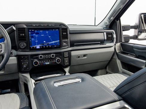 Used 2024 Ford F350 Limited w/ FX4 Off-Road Package AWD/4WD image 43