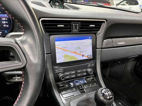 Used 2019 Porsche 911 Speedster image 18