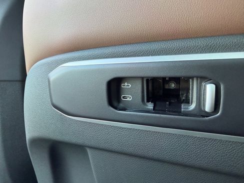 New 2026 BMW X5 xDrive50e image 41