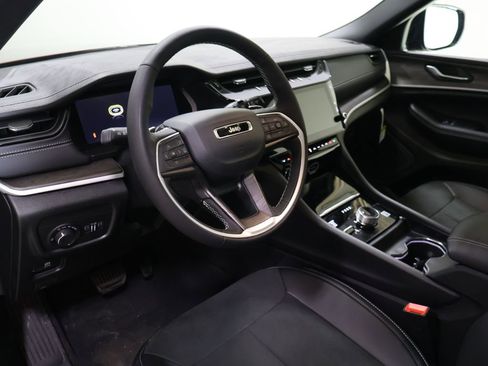 New 2026 Jeep Grand Cherokee L 4WD image 22