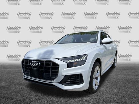 Used 2023 Audi Q8 Premium Plus AWD/4WD image 5
