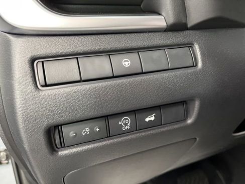 New 2026 Nissan Rogue SV image 31