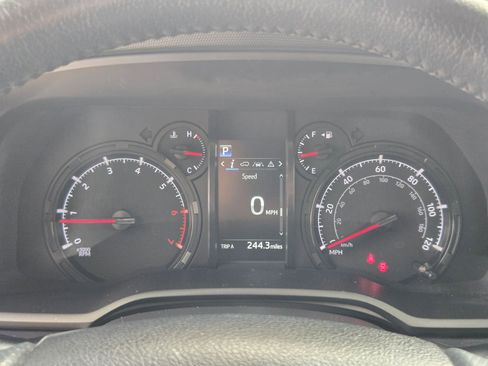 Used 2022 Toyota 4Runner Trail Special Edition image 25