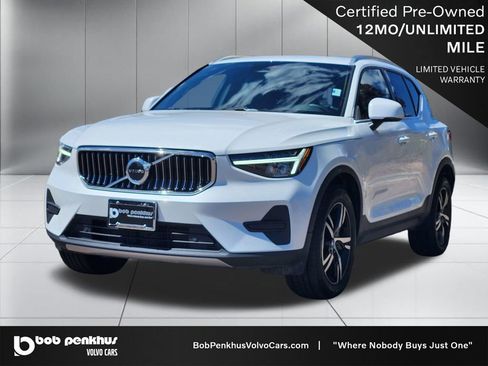 Used 2024 Volvo XC40 B5 Core AWD/4WD image 23