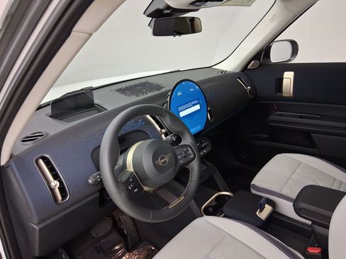 Certified 2025 MINI Cooper Countryman S w/ Comfort Package Max AWD/4WD image 2