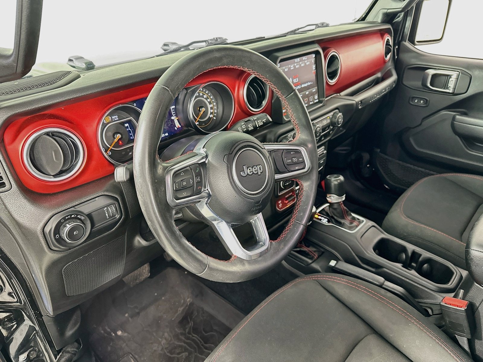 Used 2023 Jeep Wrangler Unlimited Rubicon AWD/4WD image 9
