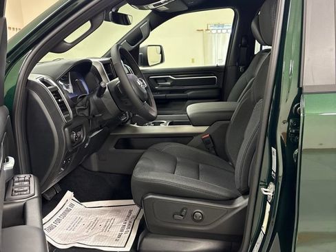 New 2026 RAM 1500 Big Horn AWD/4WD image 10