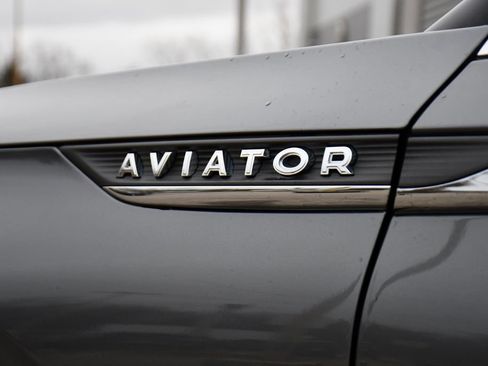 Used 2022 Lincoln Aviator Reserve w/ Equipment Group 201A image 41