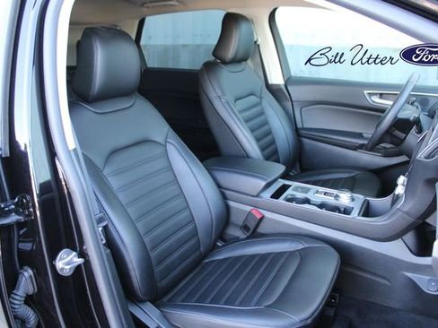 Used 2021 Ford Edge SEL w/ Convenience Package image 11